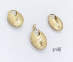 Earrings and Pendant Set Gold