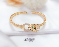 Gold  leopard single bracelet