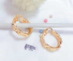 Irregular gold earrings