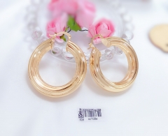 Gold  glossy earring