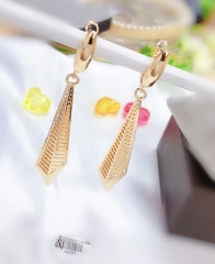 Irregular pendant earrings