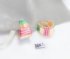 Colorful polishing earring