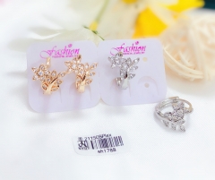 Leaf star model dazzling style earrings