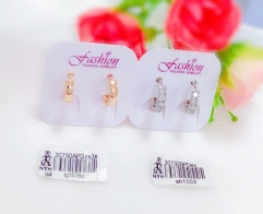 Simple gold earrings