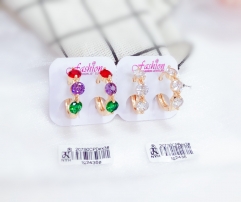 Find hot style earrings