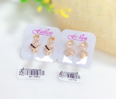 Irregular gold earrings