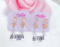 Gold exquisite earrings