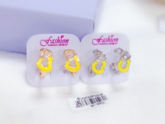 Hollow yellow heart style earrings