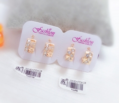 Glossy artificial gemstones earrings