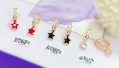 Star shape gold pendant earrings