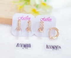 Irregular gold earrings