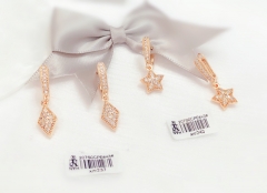 Irregular gold earrings