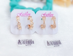 Irregular gold earrings