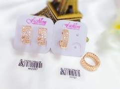 Dazzling classic style earrings