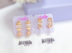 Gold shiny earrings