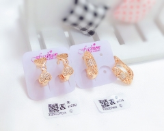 Irregular gold earrings