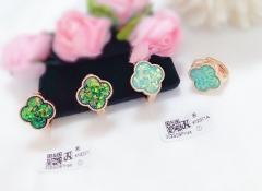 lucky four leaf style earrings