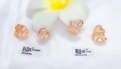 Exquisite shiny rose gold earring