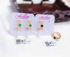 Green and black color gold earring