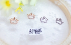 Crown molding, hollow full diamond earrings