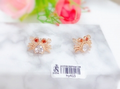 Crab style gold earrings