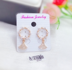 Artificial gemstone exquisite earrings