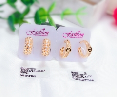 Irregular gold earrings