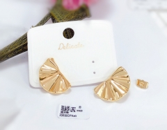 Fan Shape Gold Earrings