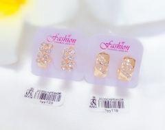 Artificial gemstone dazzling earrings