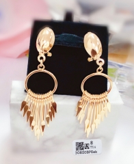 Irregular gold earrings