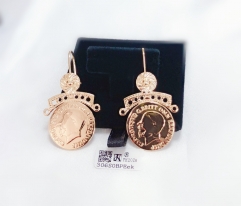 Irregular pattern gold pendant earrings