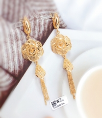 Golden Flower Style High-End Pendant Earrings