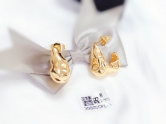 Irregular gold earrings