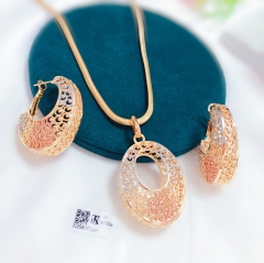 Round shaped hollowed out necklace earrings