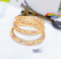 Dazzling oil painting bangle