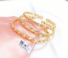 Gold Threaded Bracelet Set