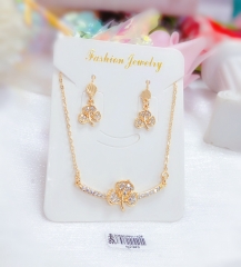 Leaf Shape Gold Earrings Necklace