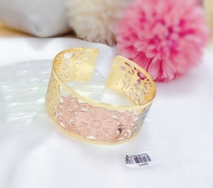 18K Single bracelet irregular hollow style