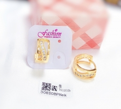 Hollow all-match gold earrings