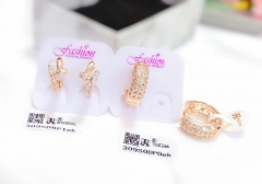 Irregular gold earrings