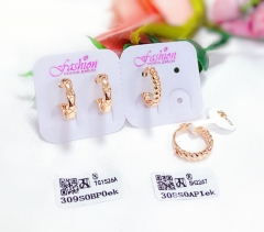 Simple gold earrings