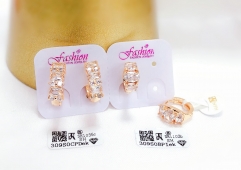 Artificial gemstone dazzling earrings