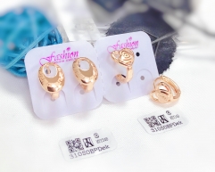 Glossy Style Gold earrings