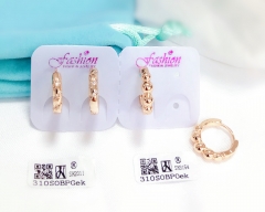 Simple gold shiny earrings