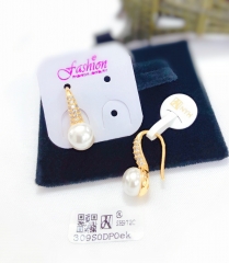 Popular gold pearl earrings