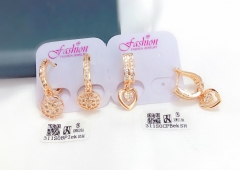 Irregular gold pendant earrings