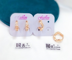 Irregular gold earrings