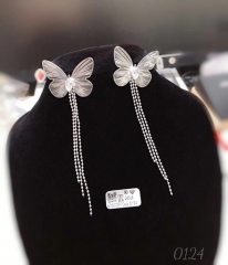 White butterfly with chain whiter/gold earrings