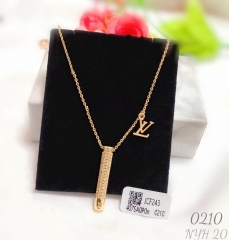 Gold style gem necklace