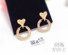 Heart-shaped zircon earrings